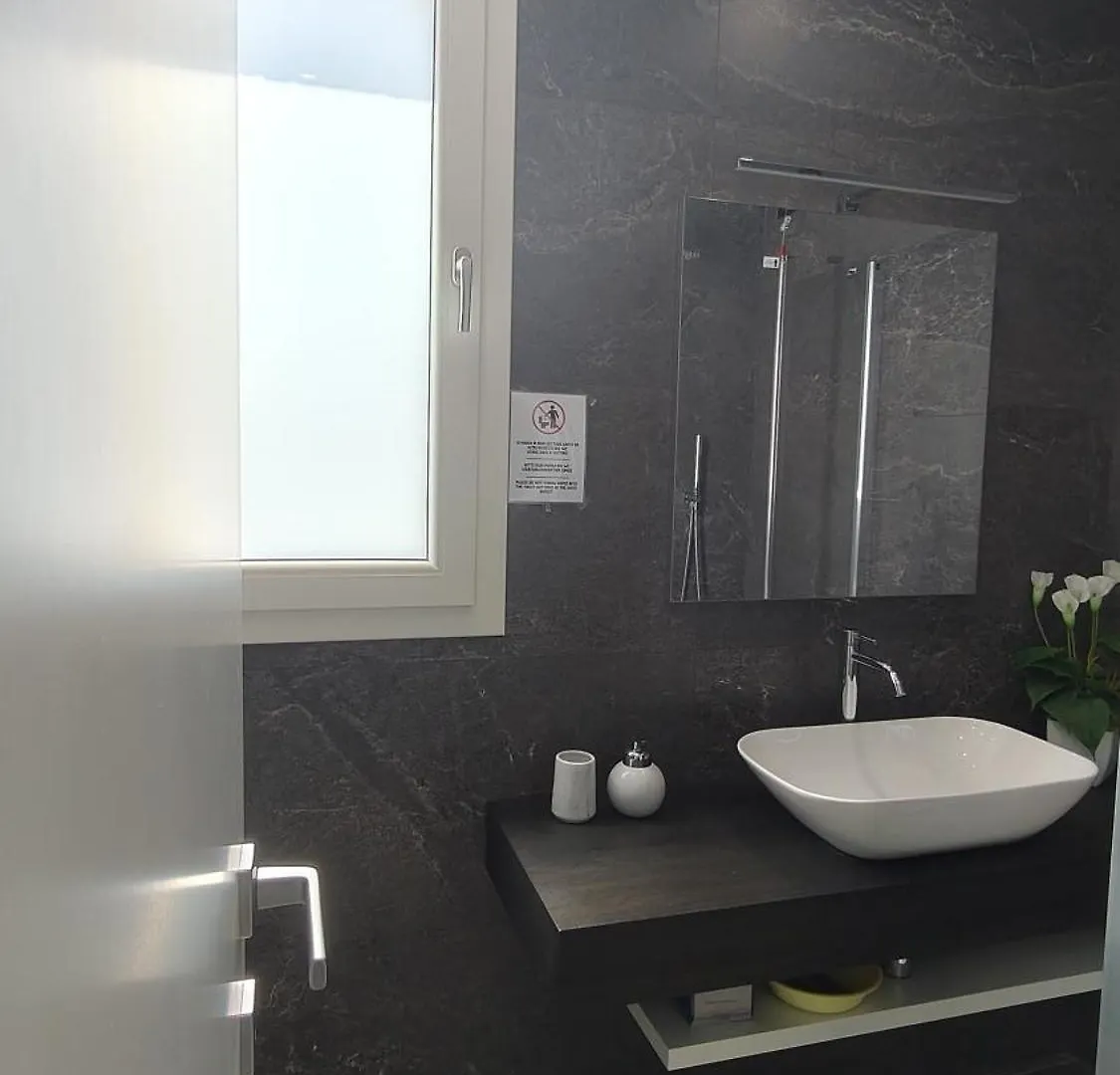 Guest house Stanza Idromassaggio Hotel Quartu Sant'Elena